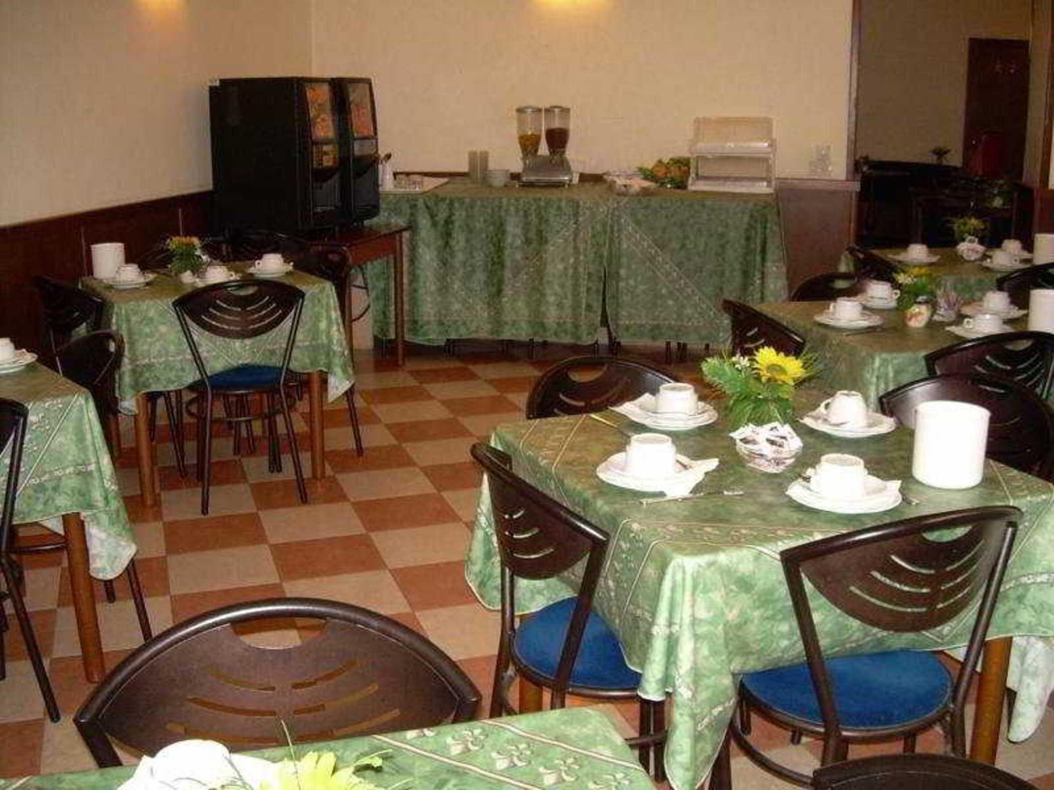 Hotel Paris Rzym Zewnętrze zdjęcie
